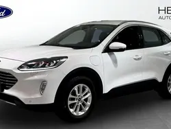 Vit (white) Begagnad 2022 Ford Kuga Titanium SUV | 249 900 kr (Superpris)
