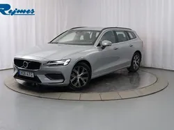 Grå Begagnad 2023 Volvo V60 Core Kombi | 319 900 kr (Superpris)