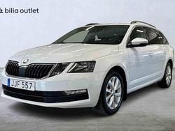 Vit Begagnad 2018 Skoda Octavia Kombi | 139 900 kr