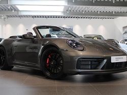 Flerfärgad Begagnad 2023 Porsche 911 Carrera 4 Cabriolet Cab | 1 795 000 kr