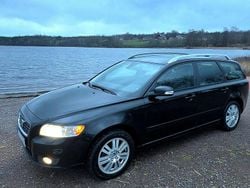 Svart Begagnad 2009 Volvo V50 Summum Kombi | 34 900 kr (Marknadspris)