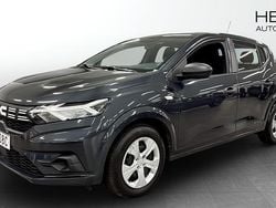 Grå (grey) Begagnad 2022 Dacia Sandero Essentiel Halvkombi | 119 900 kr (Marknadspris)