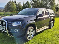 Svart Begagnad 2015 VW Amarok Highline Pickup | 130 000 kr (Bra pris)