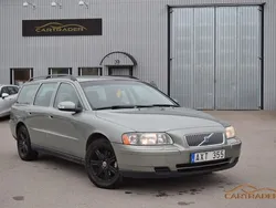 Ljusgrön (grön) Begagnad 2007 Volvo V70 Kombi | 49 900 kr (Lite dyr)