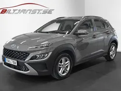 Grå Begagnad 2023 Hyundai Kona Essential SUV | 209 900 kr (Bra pris)
