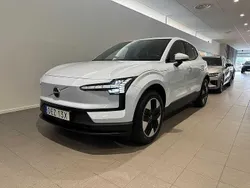Ljusblå Ny 2024 Volvo EX30 Core SUV | 379 500 kr (Bra pris)