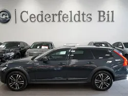 Grå Begagnad 2018 Volvo V90 CC Momentum Kombi | 229 900 kr (Lite dyr)