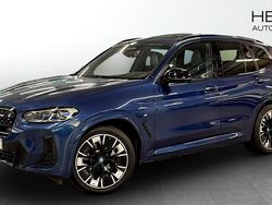 Blå (blue) Begagnad 2022 BMW iX3 M Sport SUV | 414 700 kr (Bra pris)