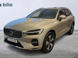 Ljusgrå (grå) Begagnad 2024 Volvo XC60 Plus SUV | 589 000 kr (Lite dyr)