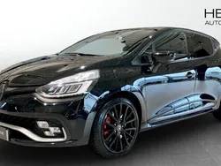 Svart (black) Begagnad 2017 Renault Clio IV R.S. Halvkombi | 208 700 kr