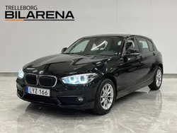 Svart Begagnad 2018 BMW 118 Advantage Halvkombi | 159 900 kr (Marknadspris)