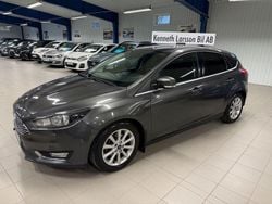 Grå Begagnad 2014 Ford Focus Titanium Halvkombi | 85 000 kr (Lite dyr)