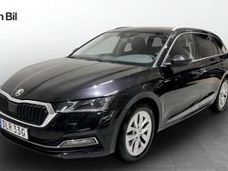 Svart Begagnad 2020 Skoda Octavia Style Kombi | 199 900 kr (Marknadspris)