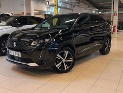 Svart Begagnad 2024 Peugeot 3008 GT SUV | 259 900 kr (Marknadspris)