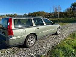 Grön Begagnad 2006 Volvo V70 Kinetic Kombi | 15 000 kr (Bra pris)