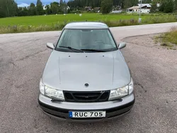 Grå Begagnad 2001 Saab 9-5 Aero Sedan | 19 500 kr (Marknadspris)