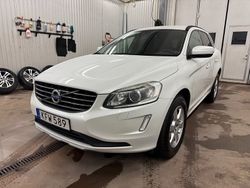 Vit Begagnad 2016 Volvo XC60 SUV | 195 000 kr (Marknadspris)