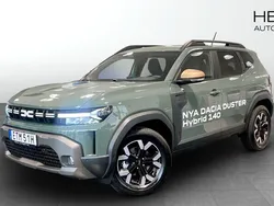 Grå (green) Ny 2025 Dacia Duster Extreme SUV | 314 900 kr (Marknadspris)