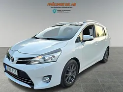 Vit Begagnad 2013 Toyota Verso Minibuss | 99 900 kr (Marknadspris)