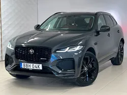 Grå Begagnad 2023 Jaguar F-Pace R-Dynamic SUV | 599 000 kr