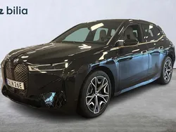 Svart Begagnad 2022 BMW iX Comfort Edition SUV | 559 000 kr (Bra pris)