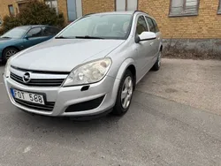 Grå Begagnad 2007 Opel Astra Kombi | 17 900 kr (Marknadspris)