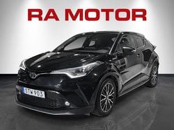 Svart Begagnad 2018 Toyota C-HR Executive SUV | 189 900 kr (Marknadspris)