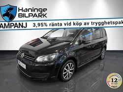 Svart Begagnad 2014 VW Touran Minibuss | 129 995 kr (Lite dyr)
