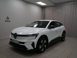 Vit Begagnad 2022 Renault Mégane IV Equilibre Halvkombi | 269 900 kr (Superpris)