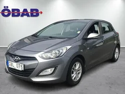 Grå Begagnad 2013 Hyundai i30 Halvkombi | 88 900 kr (Lite dyr)