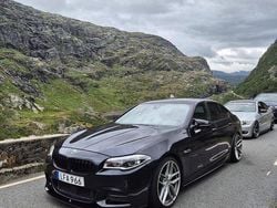 Svart Begagnad 2016 BMW M550 M Sport Sedan | 265 000 kr (Marknadspris)