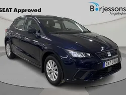 Mörkblå Begagnad 2021 Seat Ibiza Style Halvkombi | 154 900 kr (Marknadspris)
