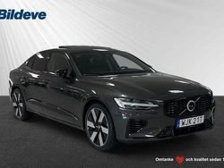 Grå Begagnad 2024 Volvo S60 Plus Sedan | 449 900 kr