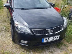 Svart Begagnad 2010 Kia Ceed Sportswagon 4 Kombi | 44 000 kr (Superpris)