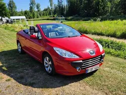 Röd Begagnad 2007 Peugeot 307 CC Cab | 33 000 kr (Marknadspris)
