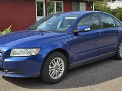 Blå Begagnad 2008 Volvo S40 Sedan | 13 000 kr (Superpris)