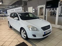 Vit Begagnad 2009 Kia Ceed Halvkombi | 38 500 kr (Bra pris)
