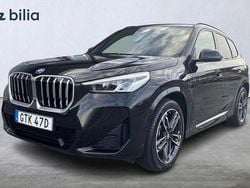 Svart Begagnad 2025 BMW X1 M Sport SUV | 549 900 kr (Marknadspris)