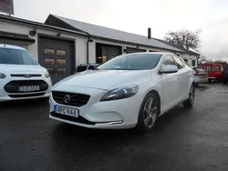 Vit Begagnad 2014 Volvo V40 Kombi | 149 500 kr (Lite dyr)