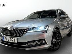 Grå Begagnad 2021 Skoda Superb LAURIN & KLEMENT Kombi | 259 900 kr (Marknadspris)