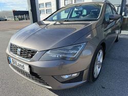 Mörkgrå (grå) Begagnad 2014 Seat Leon ST FR Kombi | 65 900 kr (Marknadspris)