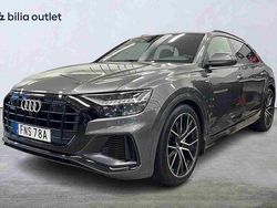 Grå Begagnad 2020 Audi Q8 SUV | 649 900 kr