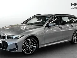 Grå (grey) Begagnad 2025 BMW 330e M Sport Kombi | 498 700 kr (Lite dyr)