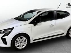 Glaciär vit Begagnad 2024 Renault Clio V Evolution Halvkombi | 234 900 kr (Lite dyr)