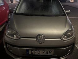Silver Begagnad 2016 VW up! high up! Halvkombi | 55 000 kr (Marknadspris)