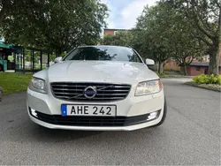 Vit Begagnad 2014 Volvo V70 Kinetic Kombi | 99 995 kr (Bra pris)