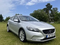 Silver Begagnad 2016 Volvo V40 Kinetic Kombi | 105 000 kr (Bra pris)