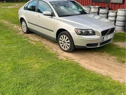 Grå Begagnad 2007 Volvo S40 Kinetic Sedan | 15 000 kr (Superpris)