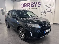 Svart (svart metallic) Ny 2024 Suzuki Vitara SUV | 299 900 kr