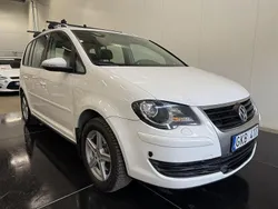 Vit Begagnad 2010 VW Touran Freestyle Minibuss | 59 900 kr (Marknadspris)